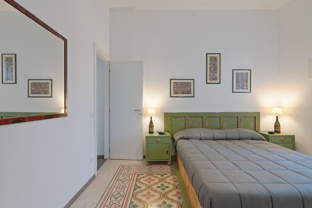 La Casuzza Del Borgo - Porto - Politeama Lejlighed Palermo Eksteriør billede