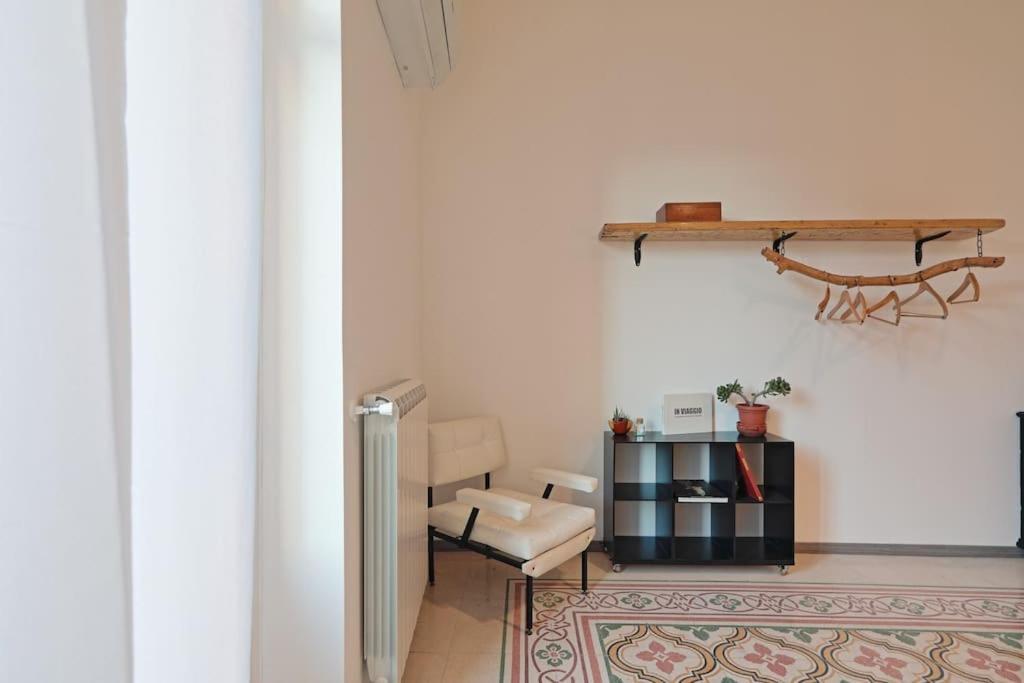 La Casuzza Del Borgo - Porto - Politeama Lejlighed Palermo Eksteriør billede