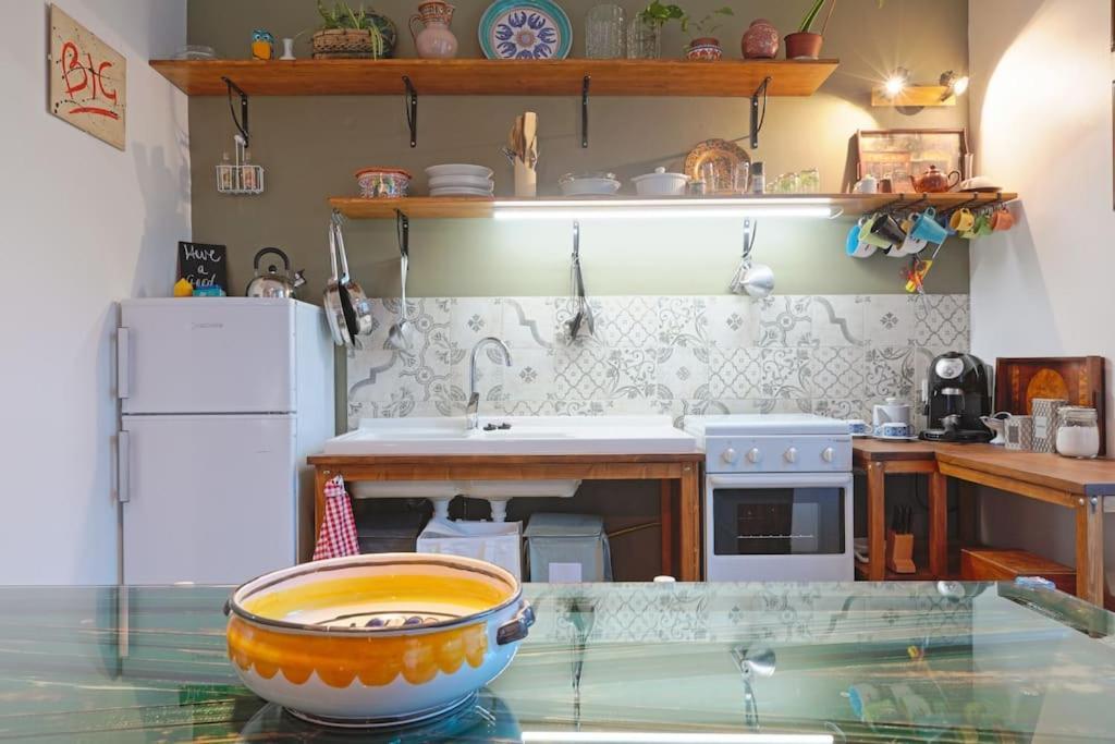 La Casuzza Del Borgo - Porto - Politeama Lejlighed Palermo Eksteriør billede